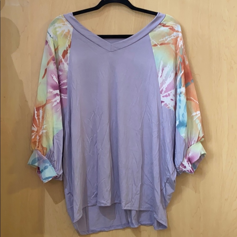 Women’s long sleeve top